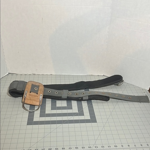 Gray and Tan Belt Bag with Sleek Design - Picture 1 of 6